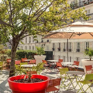 Mercure Montmartre Sacré Coeur Hotel